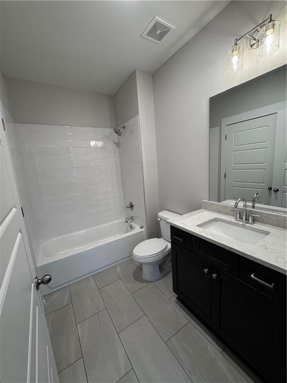 Building Photo - 1777 Temple Ave