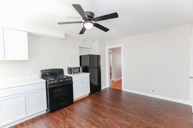 Building Photo - 9262 Coleman Ave