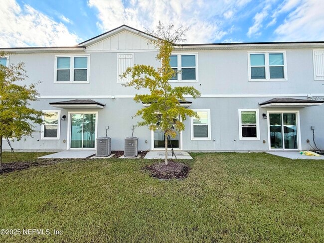 Building Photo - 33 Summer Daze Dr