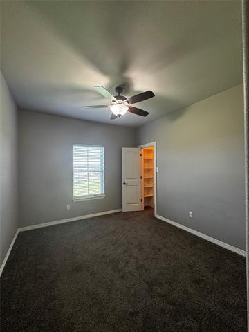 Building Photo - 250 Southlake Dr