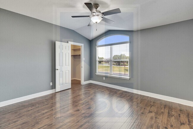Building Photo - 11508 Staked Plains Dr