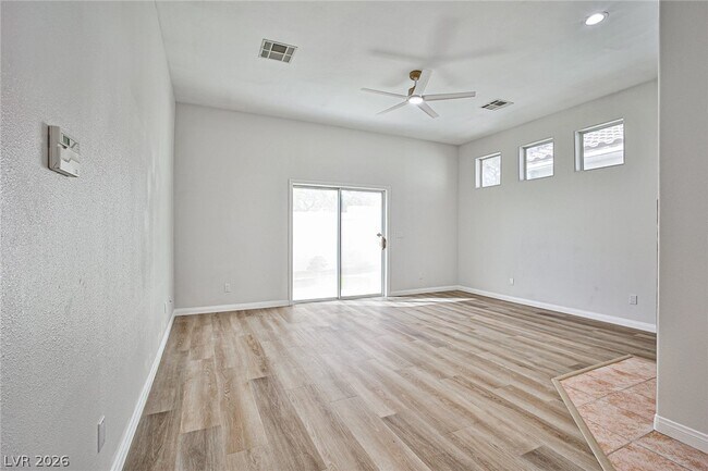 Building Photo - 8052 Marbella Cir