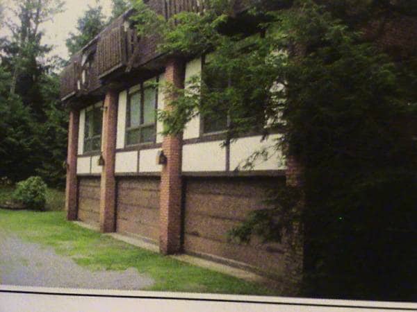 Building Photo - 106 Kirtley Strasse