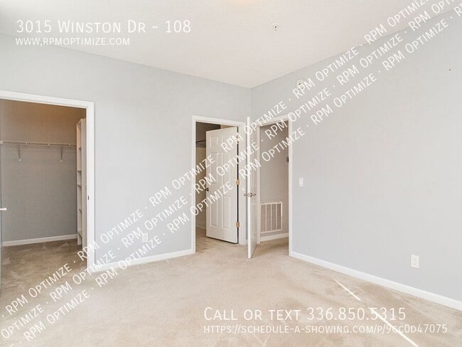 Building Photo - 3015 Winston Dr