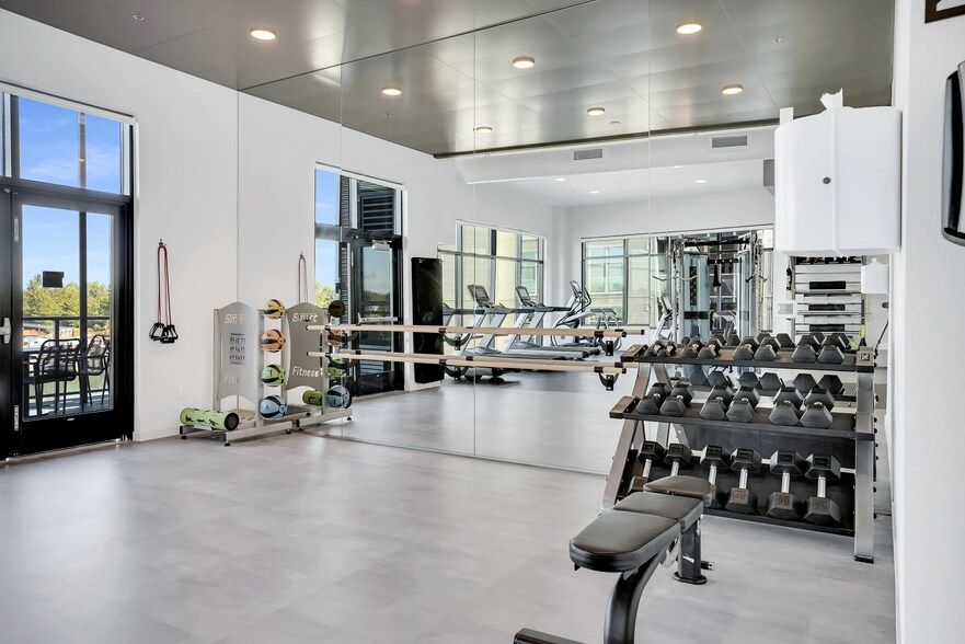 Building Photo - 1055 N Anchor Way