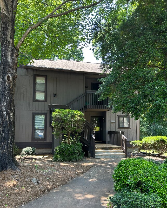Building Photo - 139 Cedar Cove Ln