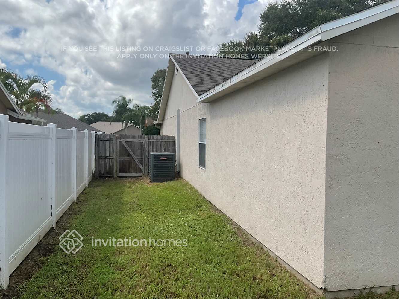 Building Photo - 1240 Sleepy Hollow Ln