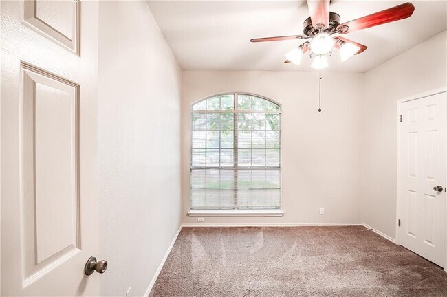 Building Photo - 8334 Liberty Walk Dr