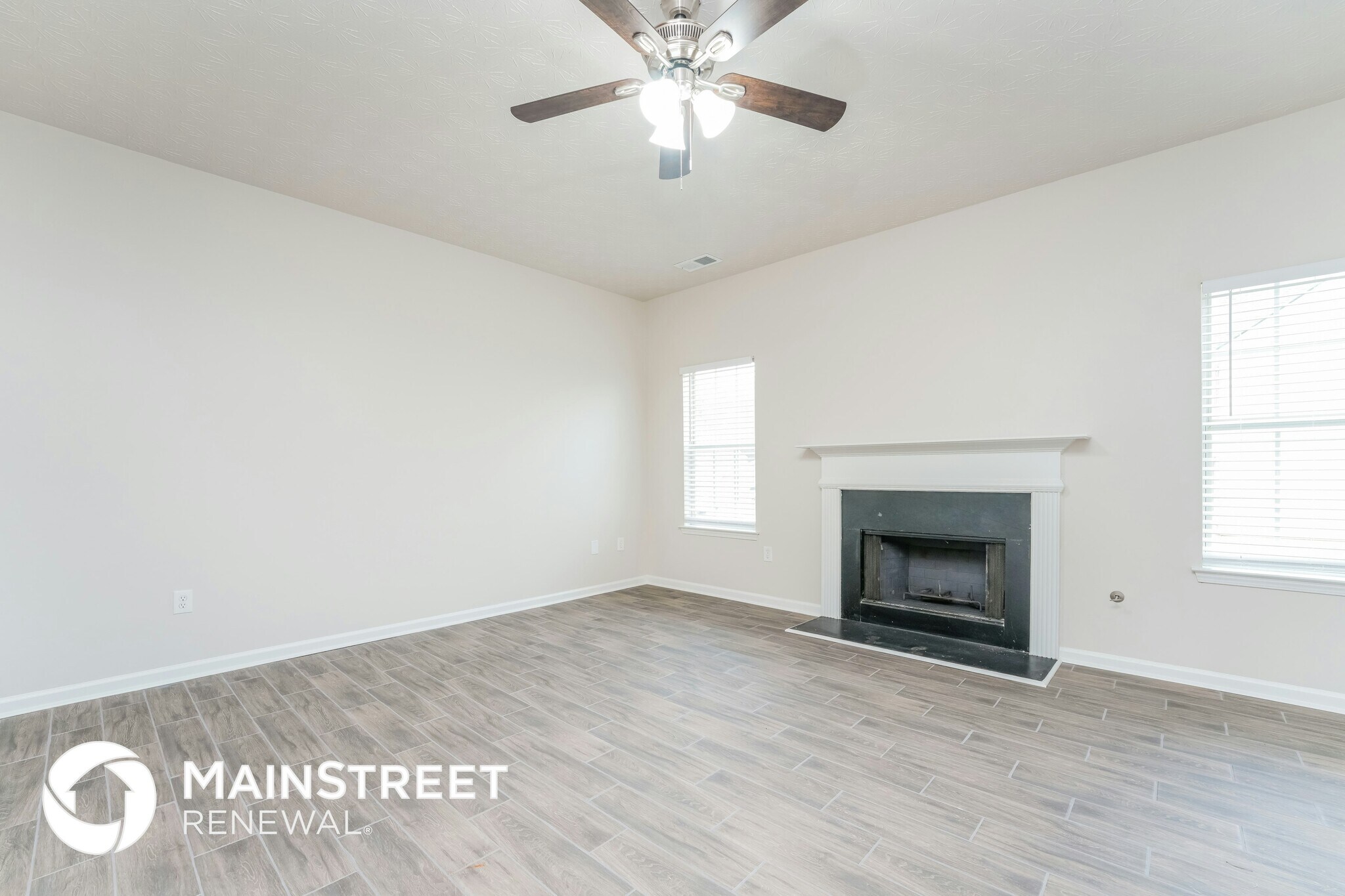 Building Photo - 15 Emerson Trail