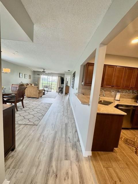 Building Photo - 5753 Avista Dr