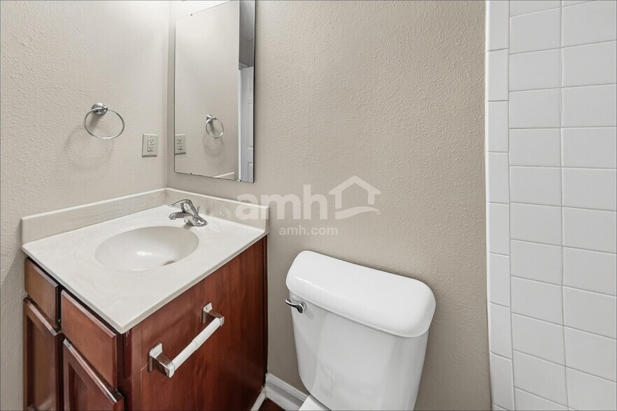 Building Photo - 12144 Brushfield Ln