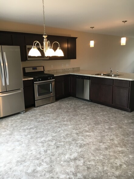 Kitchen - 8590 Jackson St