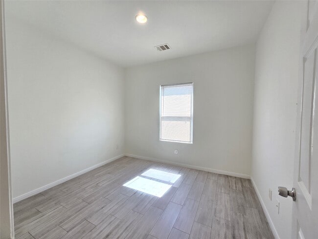 Building Photo - 3702 Wylie St