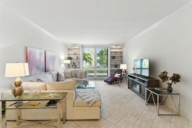 Building Photo - 400 S Ocean Blvd