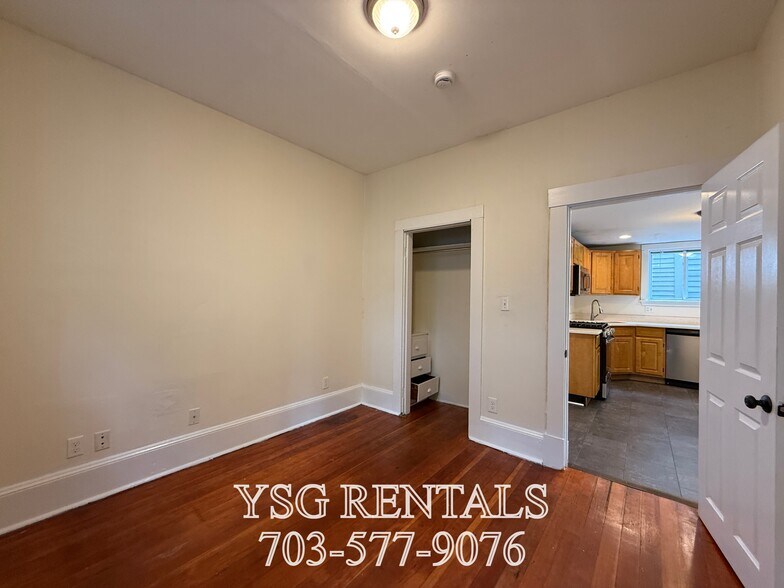 Building Photo - 10 Alleghany St