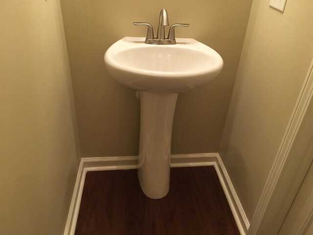 Building Photo - 1389 Castleoak Dr