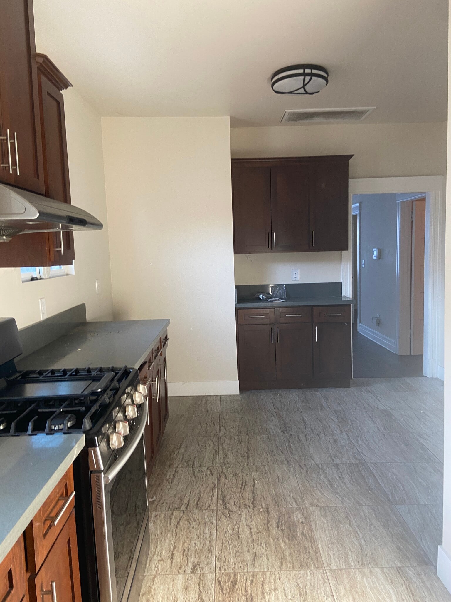 Kitchen - 2510 E 3rd St