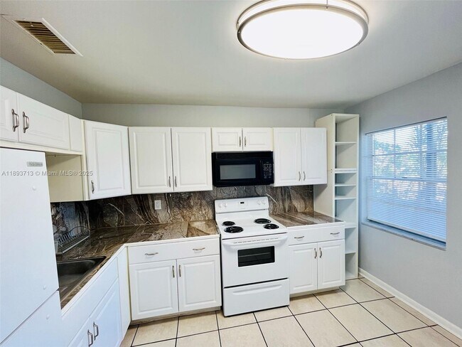 Building Photo - 1050 Atlantic Shores Blvd