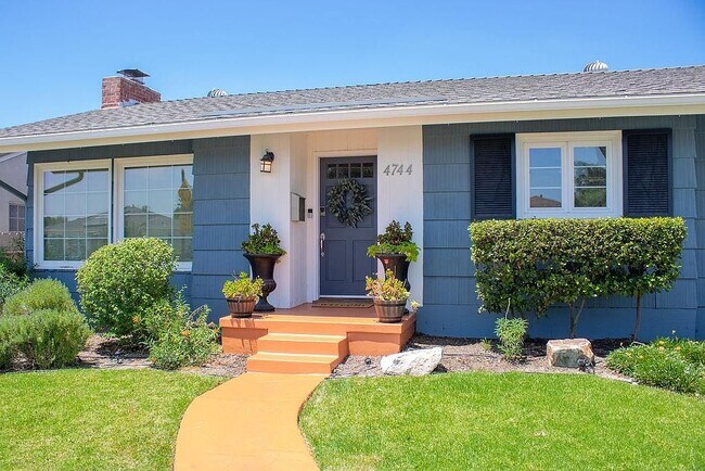 Building Photo - 4744 49th St