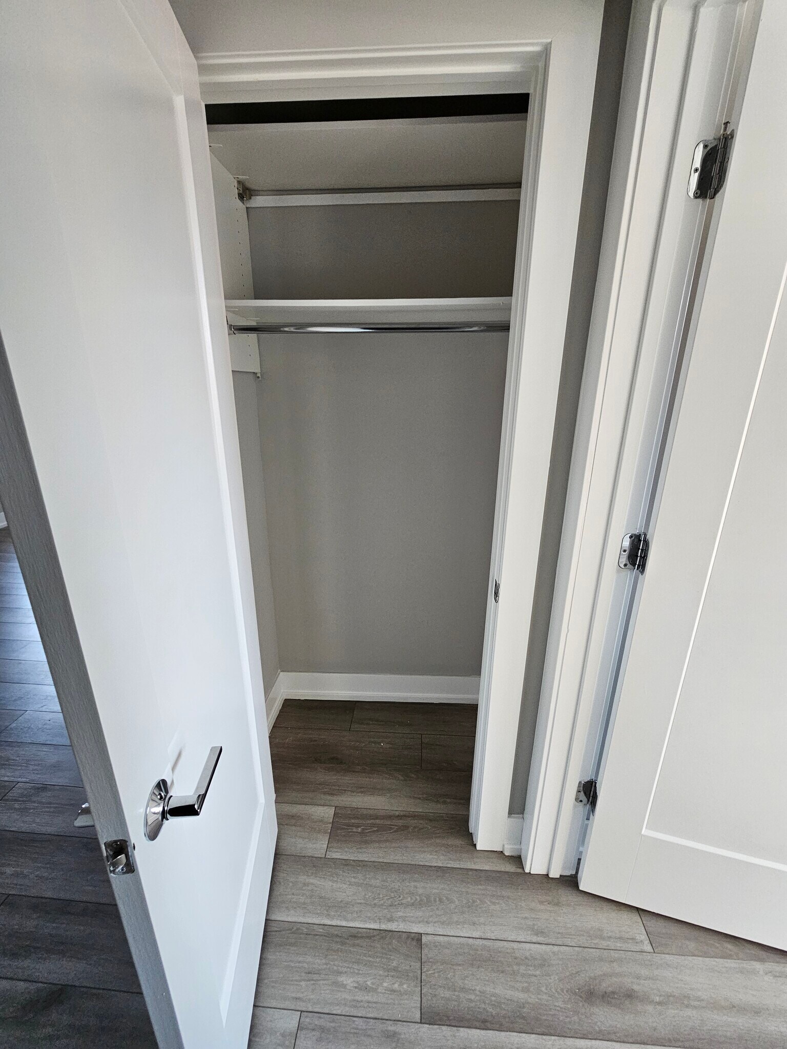 Building Photo - 3931 N Janssen Ave