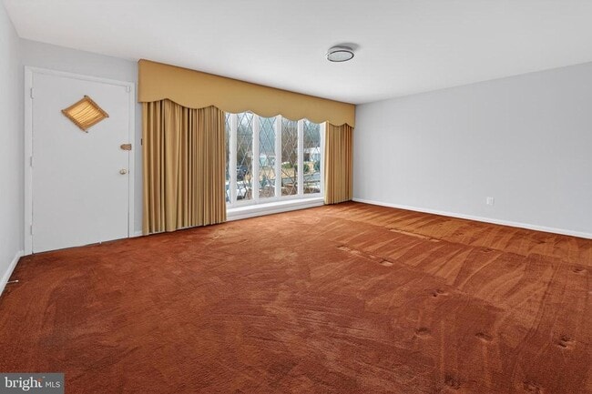 Building Photo - 3505 N St SE