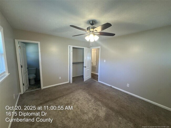 Building Photo - 1615 Diplomat Dr