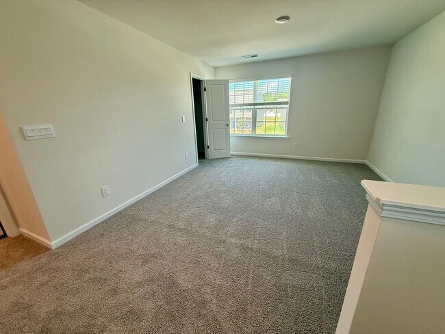 Building Photo - Beautiful, New Construction, 4BR/3.5BA Home in Secrest Commons