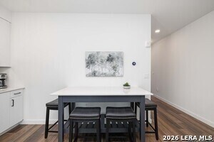 Building Photo - 2165 Gabriels Pl
