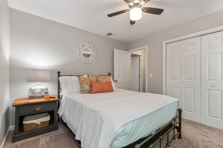 Building Photo - 535 Douthit Ferry Rd