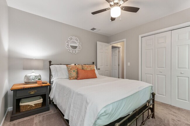 Building Photo - 535 Douthit Ferry Rd