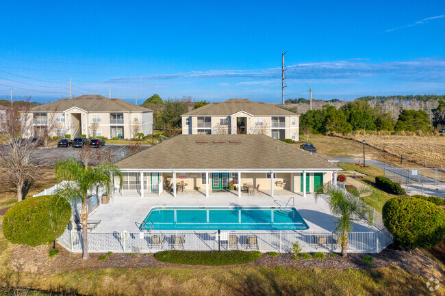 Building Photo - Arbours at Silver Lake