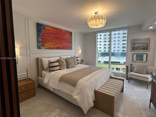 Building Photo - 901 Brickell Key Blvd