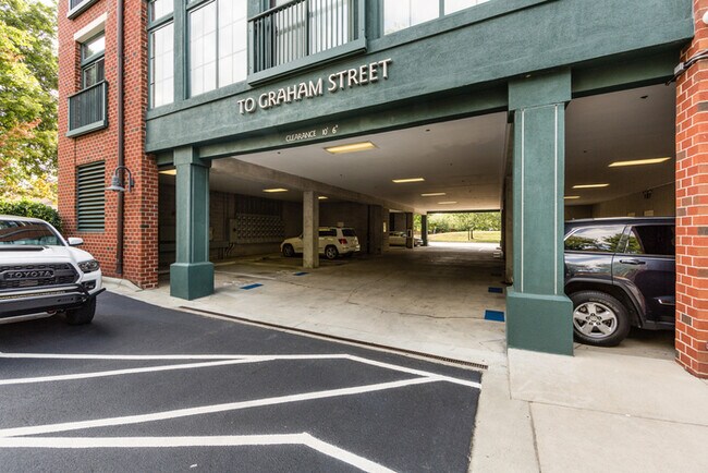 Building Photo - Amazing Industrial Studio at 626 N Graham!