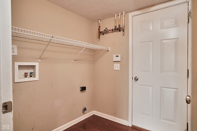 Building Photo - 11813 Traymoore Dr