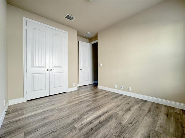 Building Photo - 4504 Mimosa Dr