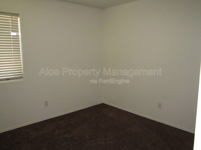 Building Photo - 18671 N Madison Rd