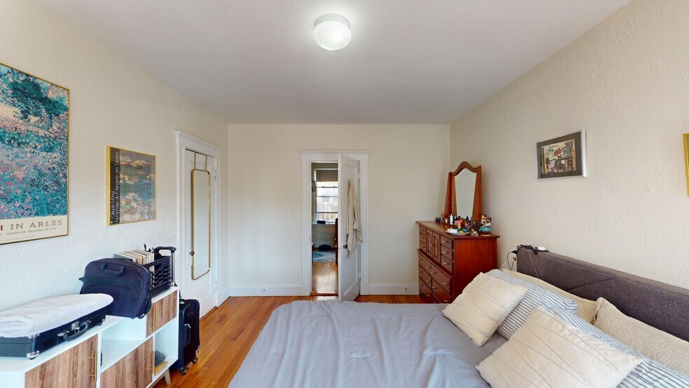 Building Photo - 1163 Boylston St