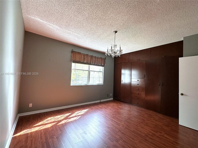 Building Photo - 1402 Veracruz Ln