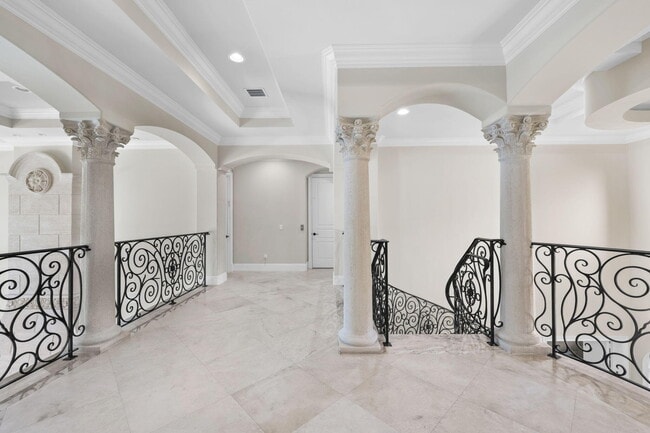 Building Photo - 510 San Marco Dr