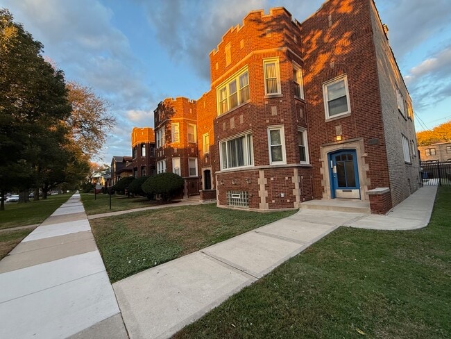 Building Photo - 7749 S Indiana Ave