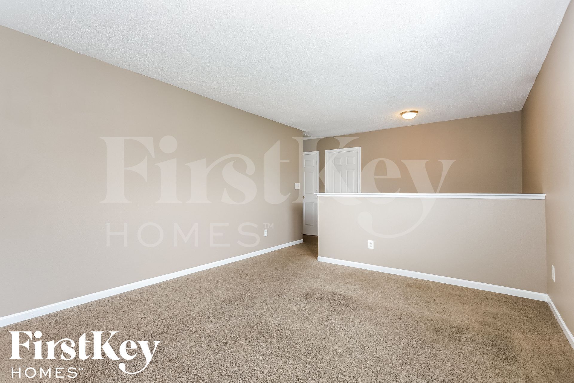 Building Photo - 347 Venus Dr