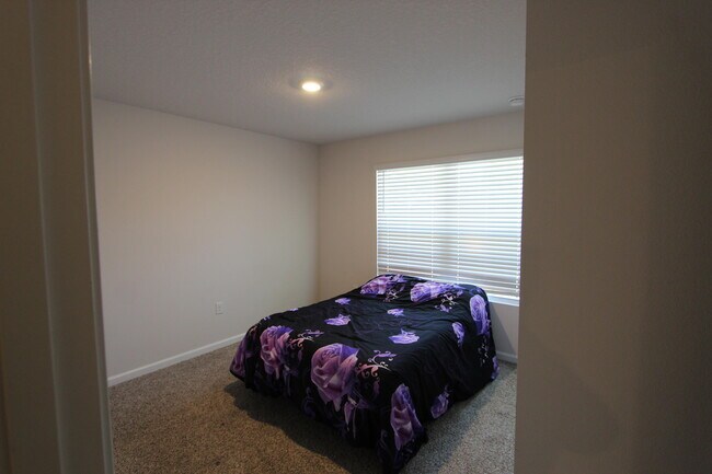 Building Photo - 5372 Wyndell Cir