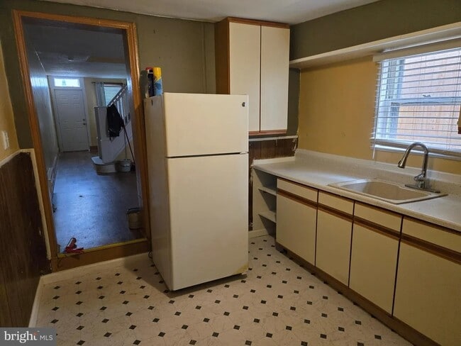 Building Photo - 504 Walnut St