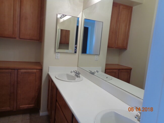 Building Photo - Beautiful West Lancaster 2 Story Offering 3209 sq. ft.