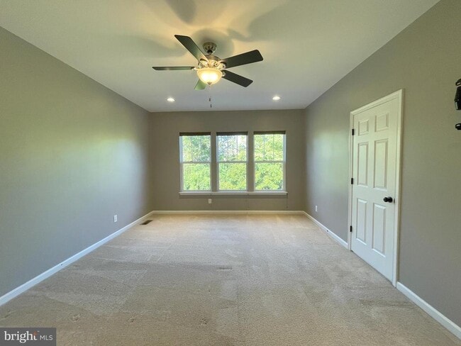 Building Photo - 23573 Christina Ridge Square
