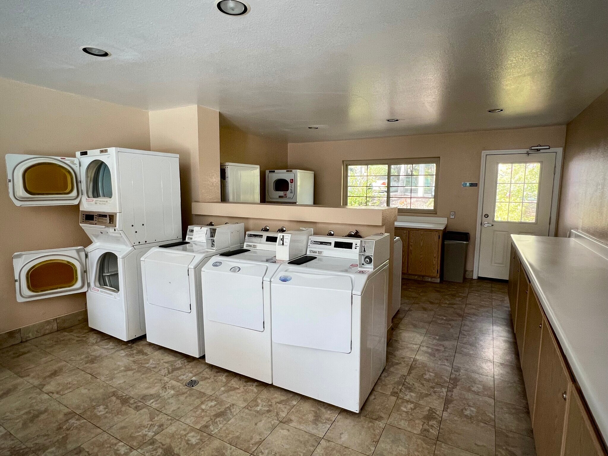 Terra Vista gated clubhouse pay laundry - 10341 Azuaga St