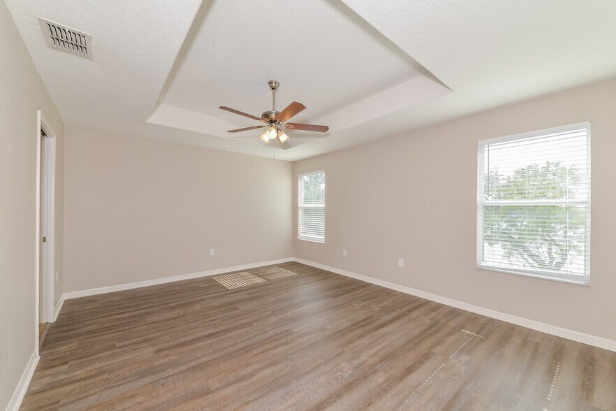 Building Photo - 1004 Seminole Sky Dr