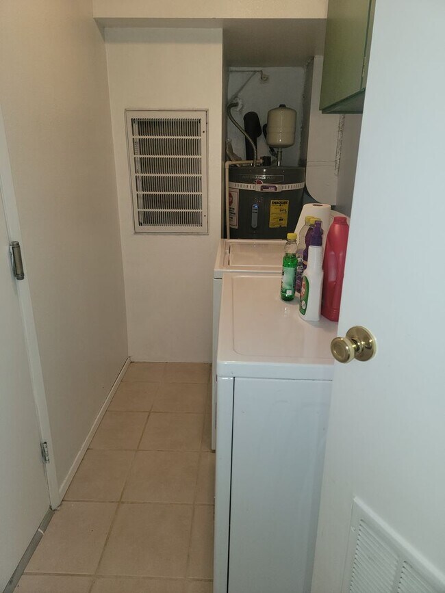 Building Photo - 12121 105th Ave Ct E