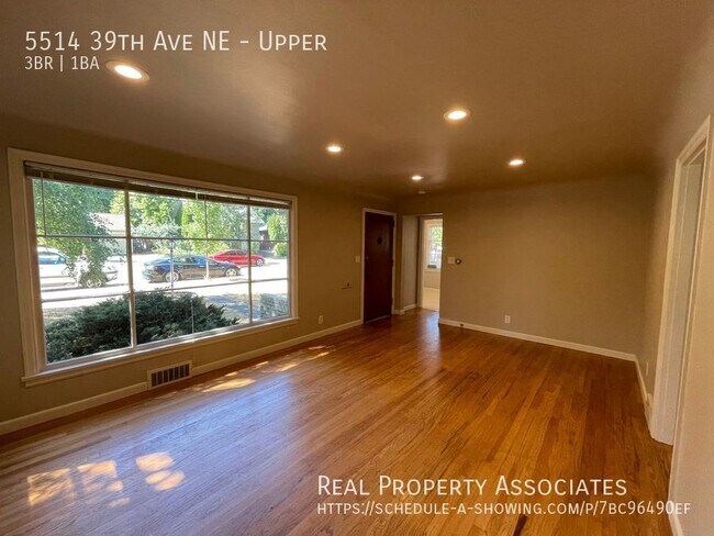 Building Photo - 5514 39th Ave NE