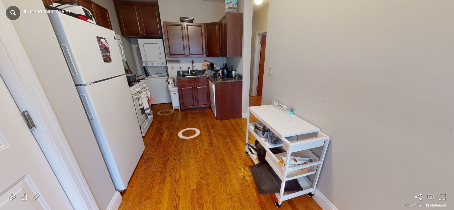 Building Photo - 344 Putnam Ave